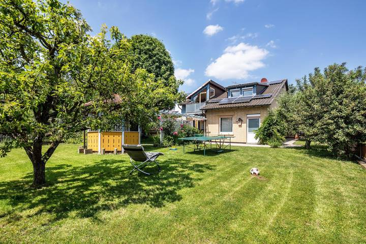 Ferienhaus für 11 Personen, mit Garten