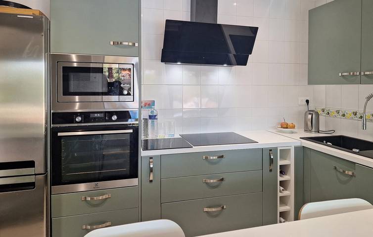 Apartamento con piscina y servicios a 2 km del aeropuerto in Vias, Costa mediterránea (Francia)