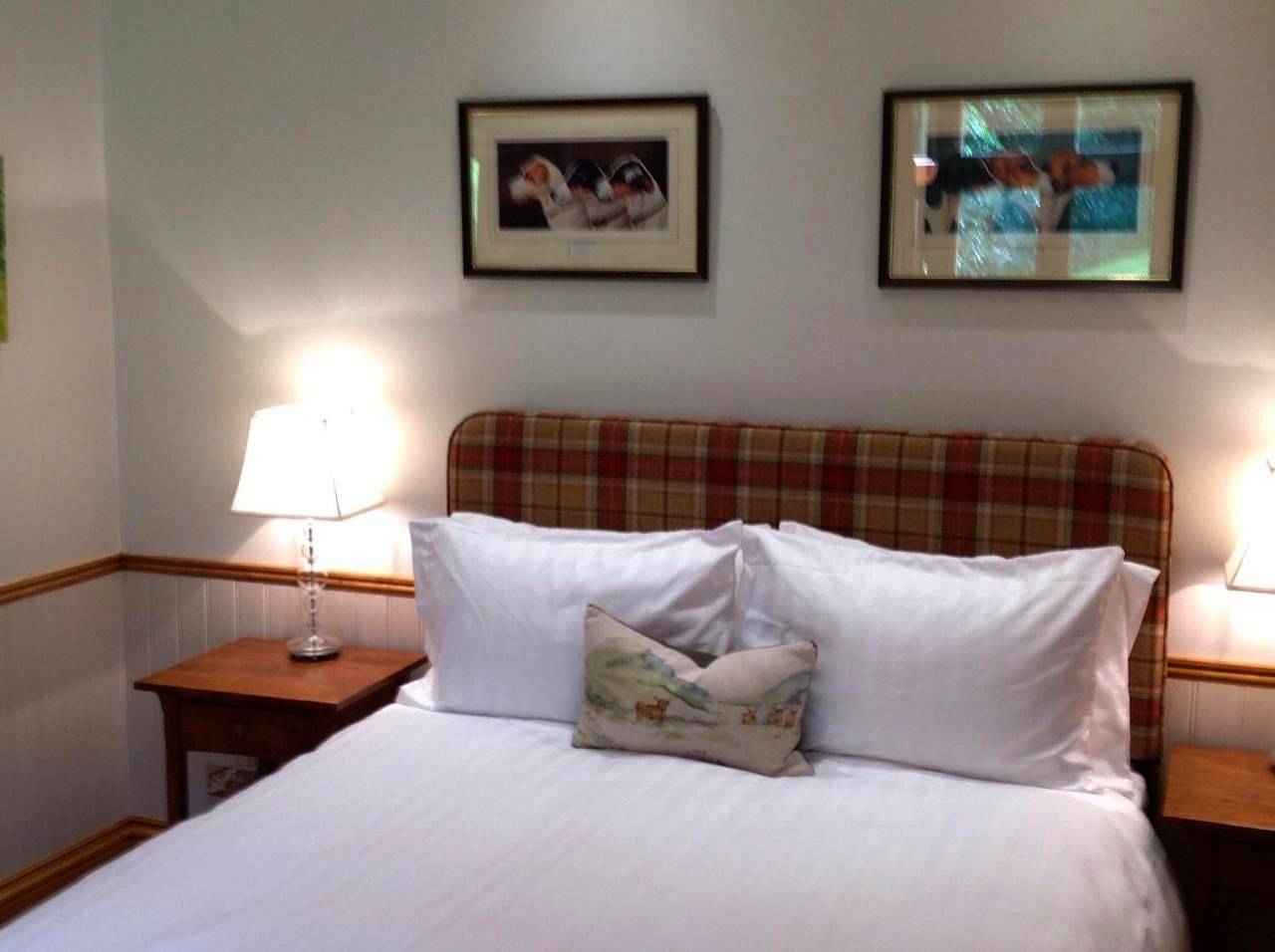 Deluxe Double Room with Shower in Bakewell, Derbyshire