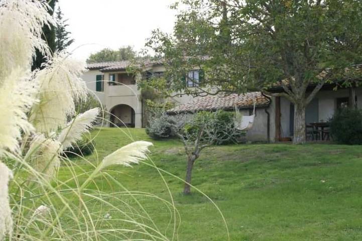 Gîte pour 4 personnes, avec jardin, animaux acceptés à Campiglia d'Orcia