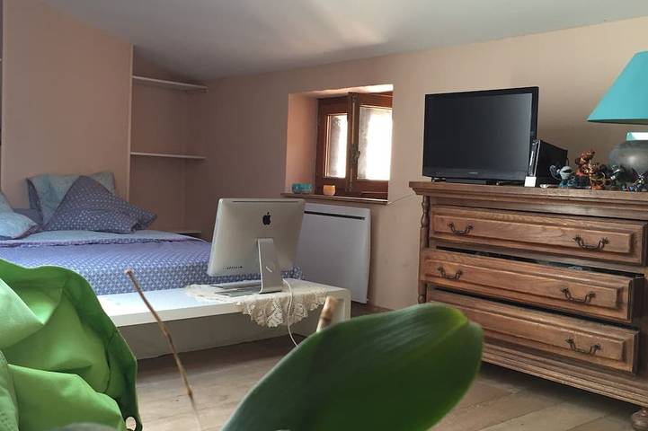 Location de vacances pour 7 personnes, avec jardin et balcon dans Cite Medievale - 2