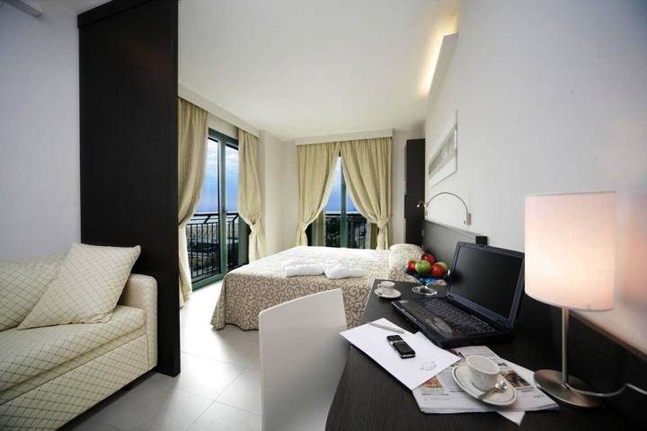 Hotel für 3 Personen, mit Sauna und Garten sowie Pool und Whirlpool, mit Haustier in Cervia