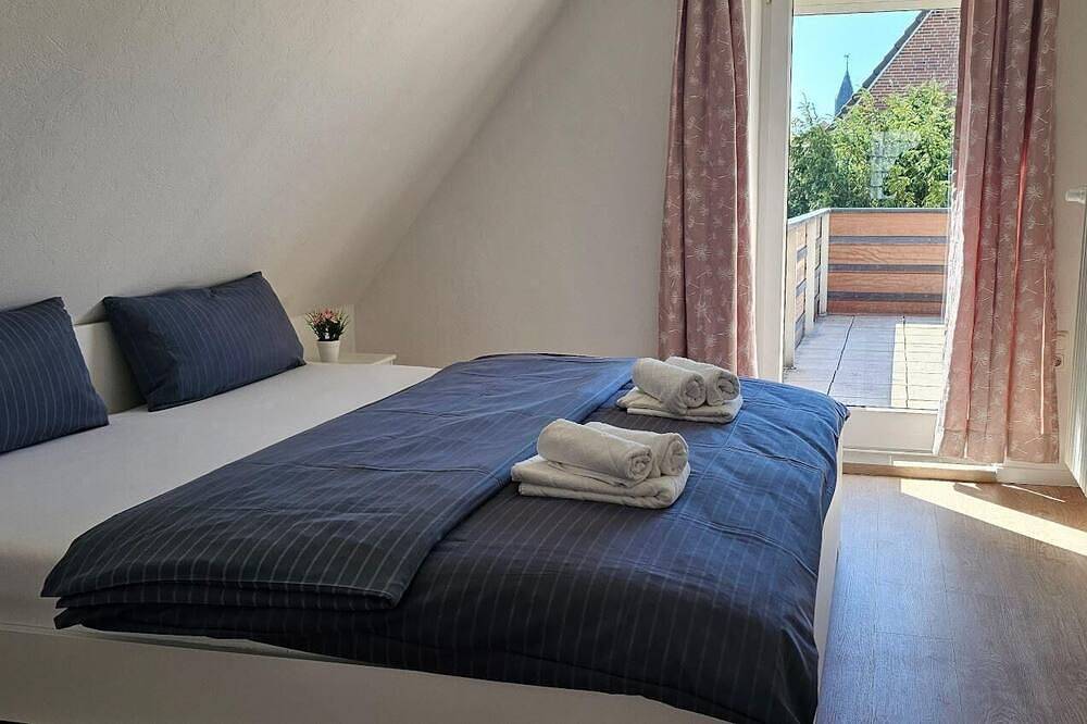 Ganze Wohnung, Fewo Ria-Whg (1)-rechts in St. Peter-Bad, St. Peter-Ording