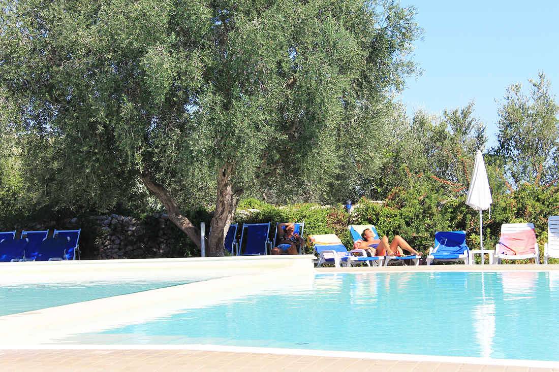 Mobilehome mit Klimaanlage, Terrasse und Pool  in Porto Cesareo, Golf von Tarent