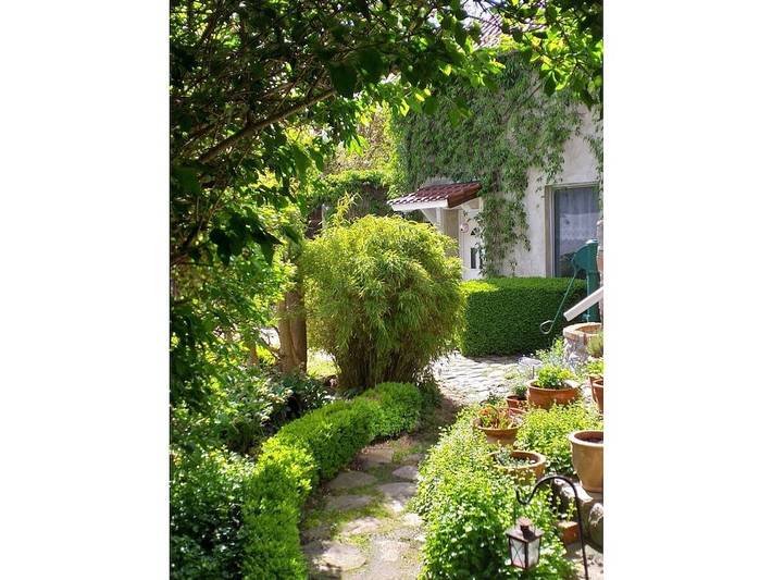Ferienhaus für 3 Personen, mit Terrasse und Garten - 1