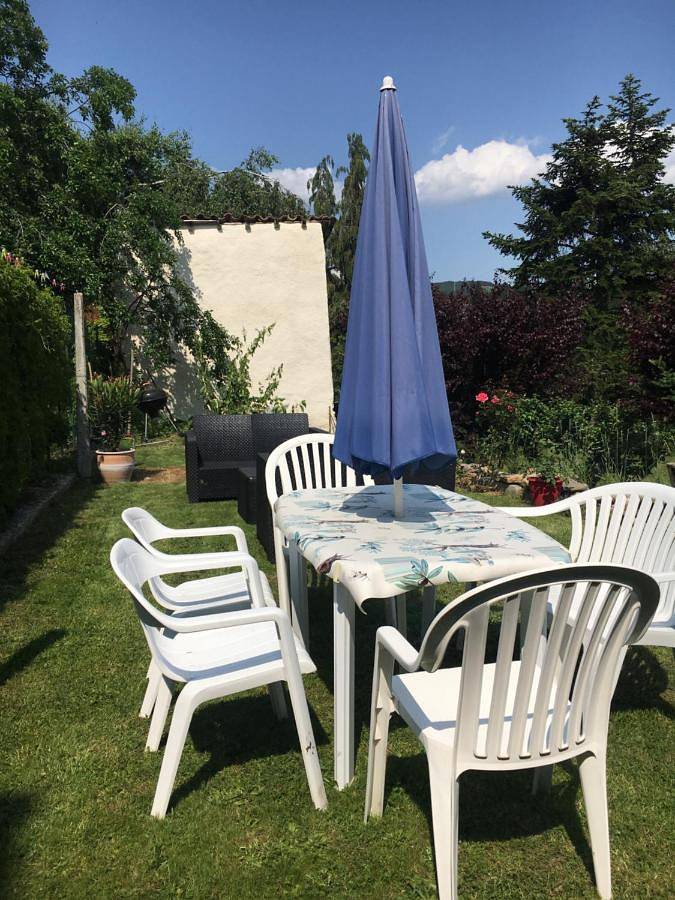 Gîte pour 2 personnes, avec Terrasse ainsi que Jardin et Vue à Le Malzieu-Ville - 2