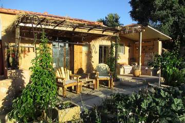 Hütte für 4 Personen, mit Garten und Balkon in Griechenland