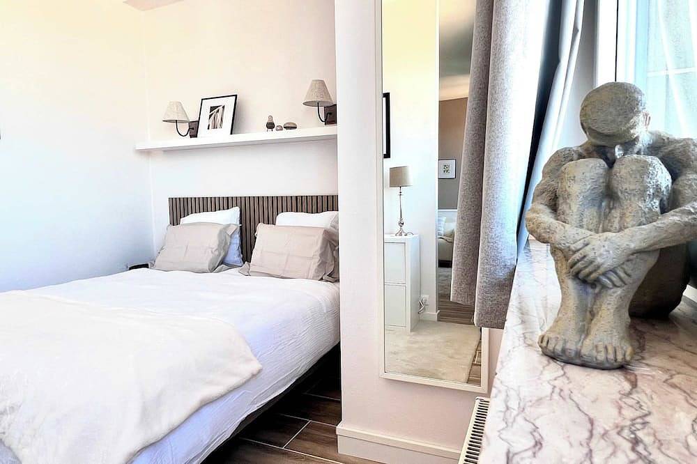 Ganze Wohnung, Lovely appartment - Heart of Brussels for 2 view over the city in Schaerbeek - Schaarbeek, Brüssel und Umgebung