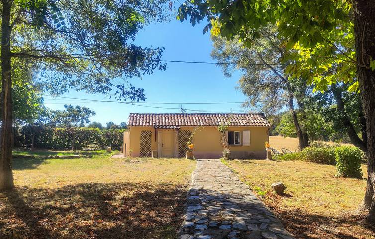 Location de vacances pour 2 personnes, avec Terrasse et Jardin dans Saint-Cézert