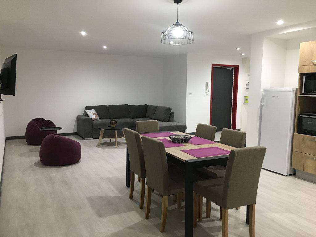 Appartement entier, Gite Le Cerf - Appartements Bien-Être des Têtes in Cornimont, Parc naturel régional des Ballons des Vosges