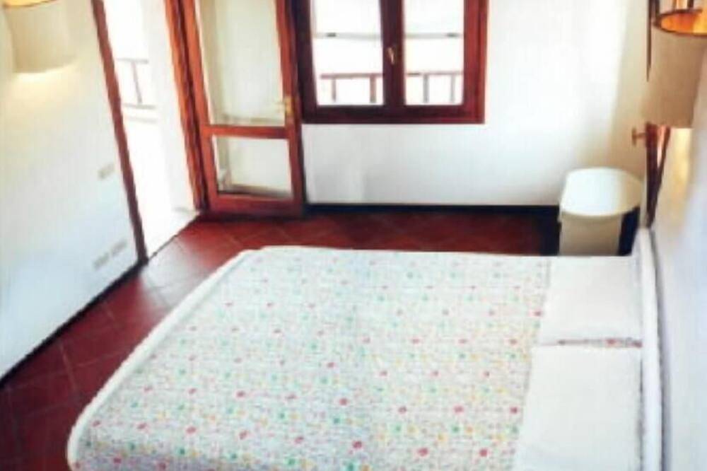 Haus mit Garten auf dem Meer mit schöner Seeansicht in Torre del Pozzo, Cuglieri