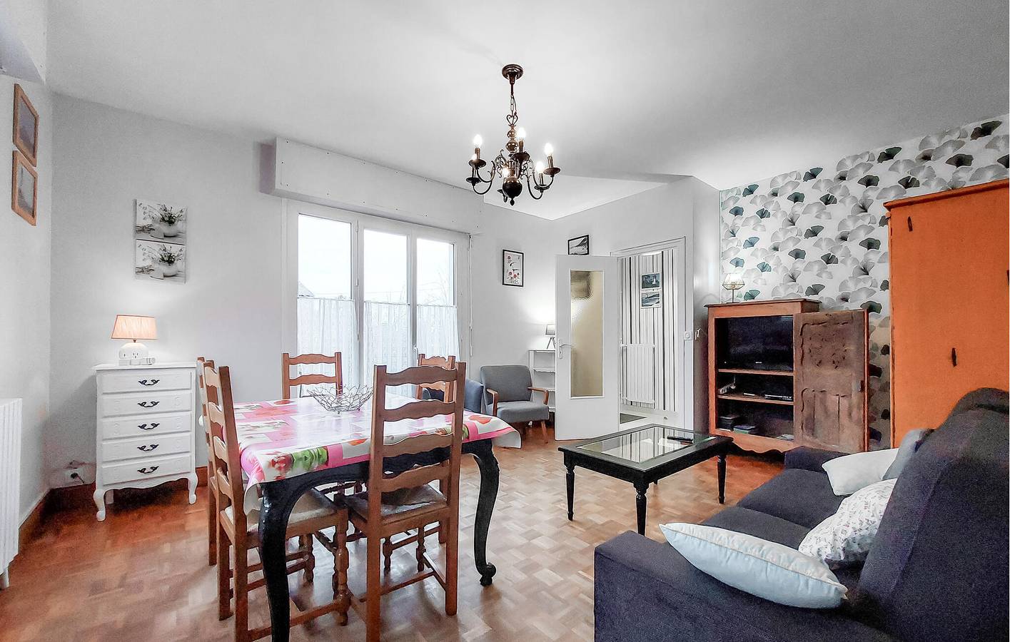 Gemütliche Wohnung mit Parkplatz, Garten, 900 m zum Strand von Cancale in Cancale, Mont-Saint-Michel-Bucht