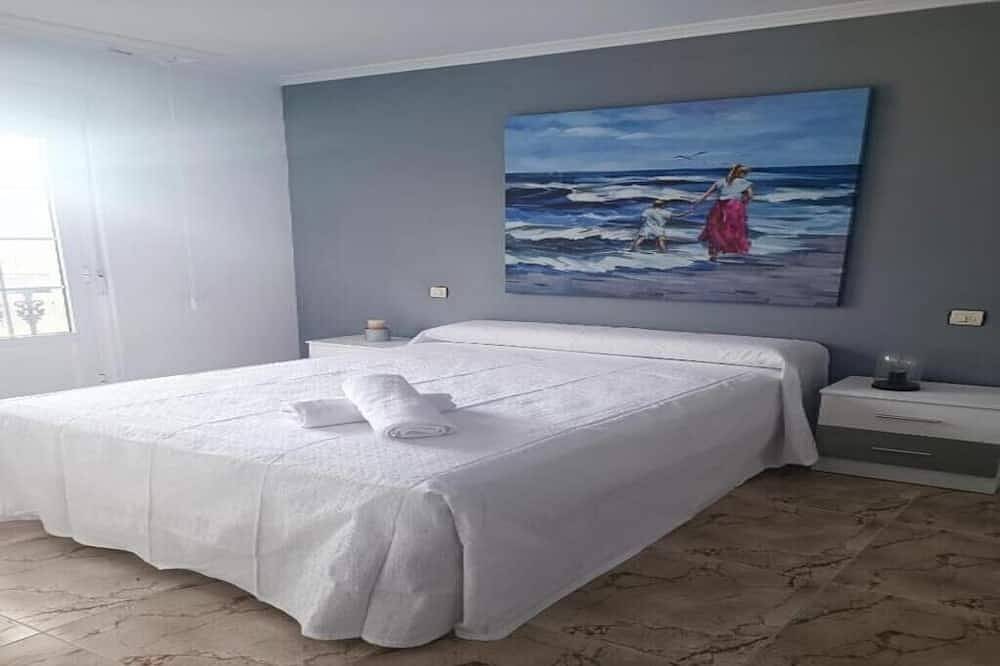 Casa El Rincón de Alberto ( Con piscina Climatizada y calefacción) in Camelle, Camariñas