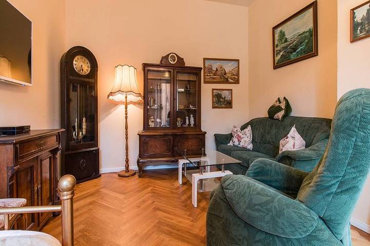 Ferienwohnung für 4 Personen, mit Pool und Garten in Babelsberg