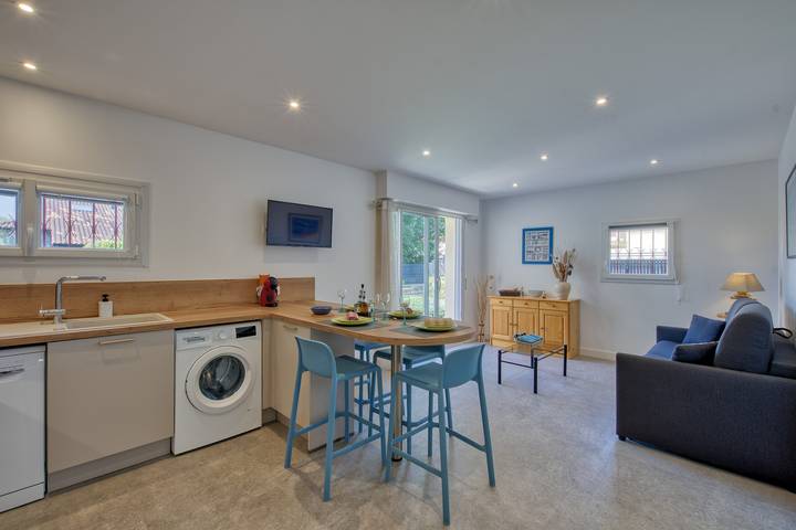 Location de vacances pour 4 personnes, avec jardin et balcon à Royan