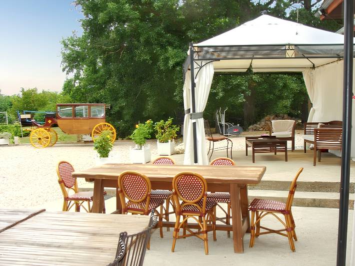 Location de vacances pour 38 personnes, avec vue sur le lac et terrasse, animaux acceptés à Courtenay - 3