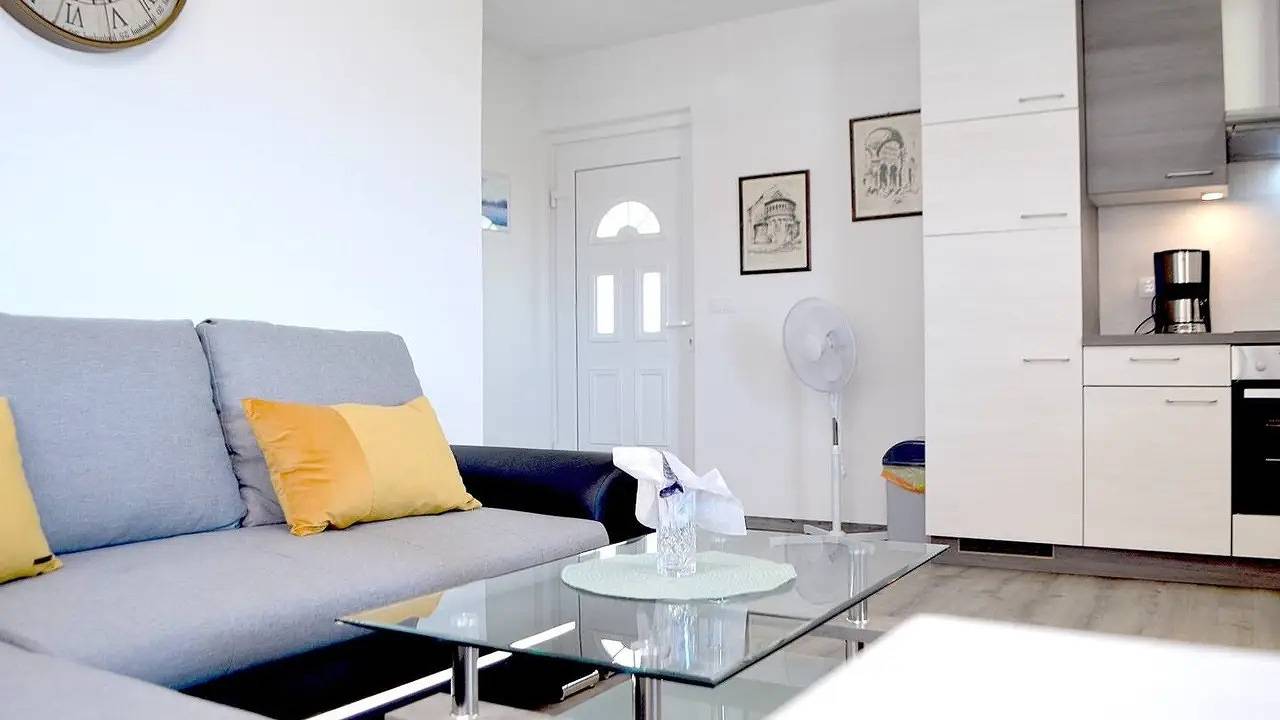 Entire holiday apartment, Ferienwohnung für 4 Personen (54 m²) in Preko in Preko, Ugljan Island