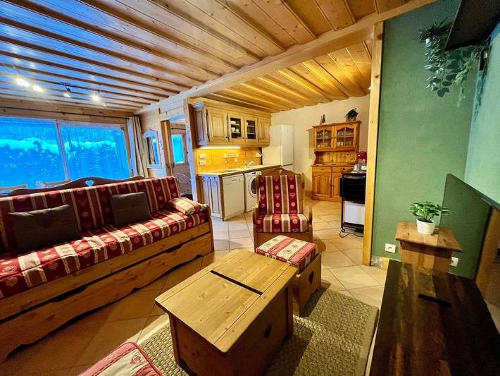 Location de vacances pour 4 personnes, avec terrasse et jardin à Samoëns