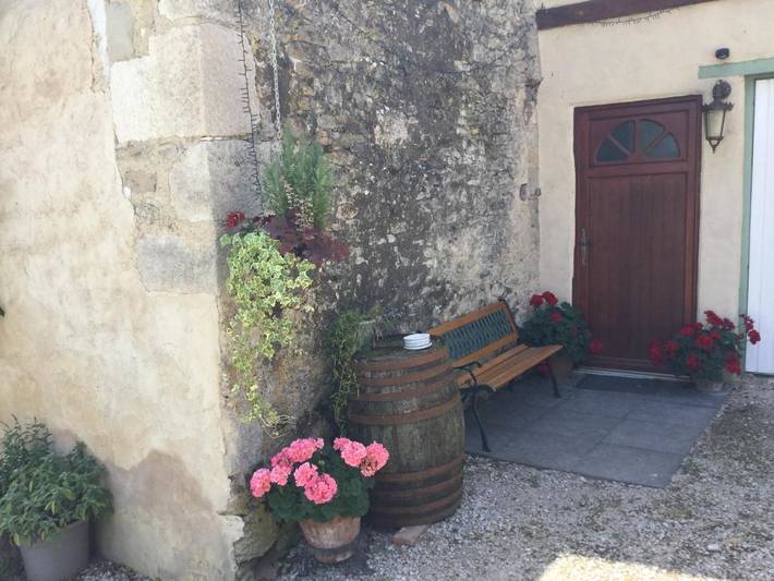 Gîte pour 2 personnes, avec vue et jardin, animaux acceptés à Puycalvel - 2