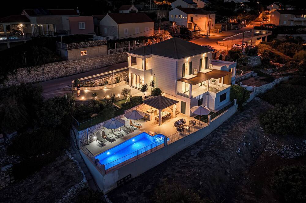 Casa vacanza a Breno a partire da 375€ a notte