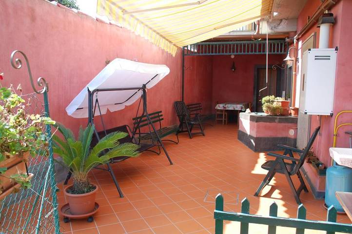 Location de vacances pour 6 personnes, avec jardin et terrasse dans Puntalazzo - 2