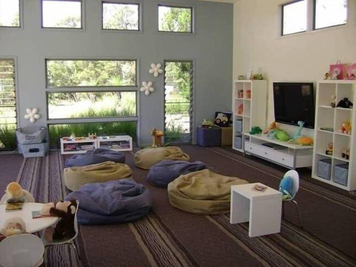 Holiday home for 10 people, with pool and garden as well as hot tub in Noosa