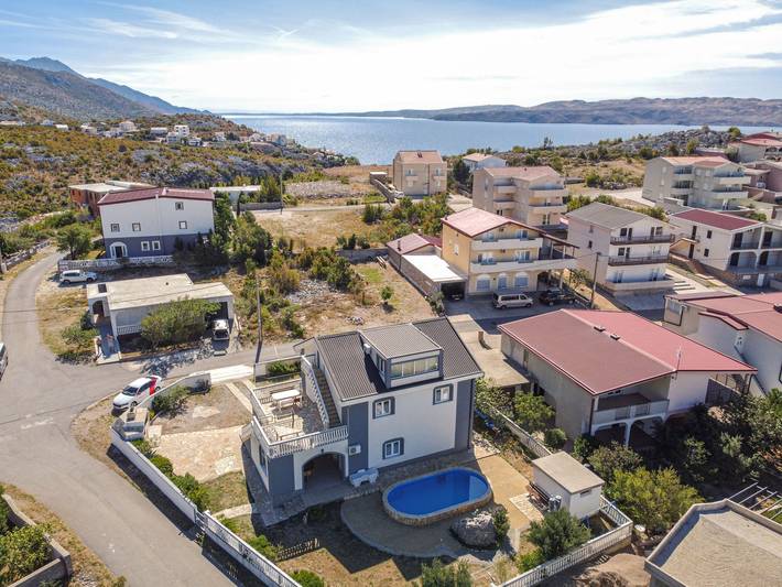 Geheel appartement, Golic in Cesarica, Velebit Nature Park