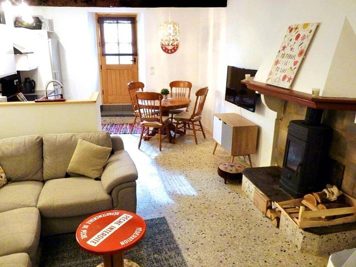 Location de vacances pour 6 personnes, avec terrasse à Cascastel-des-Corbières