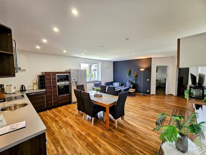Ferienwohnung für 6 Personen, mit Ausblick und Garten - 1
