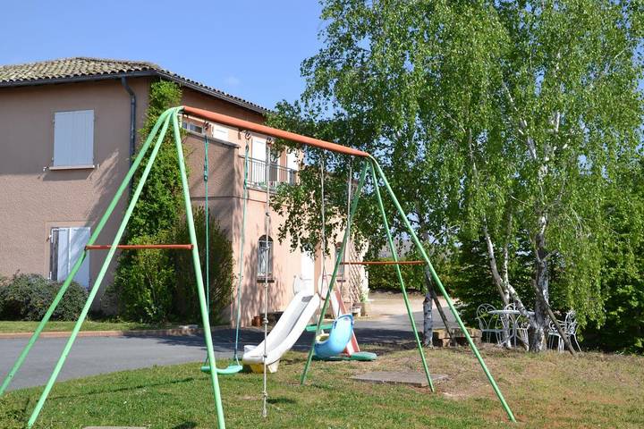 Gîte pour 5 personnes, avec jardin, animaux acceptés