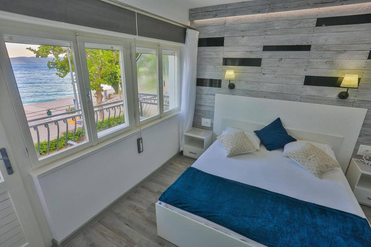 Apartment with Sea View in Baška Voda, Makarska Riviera