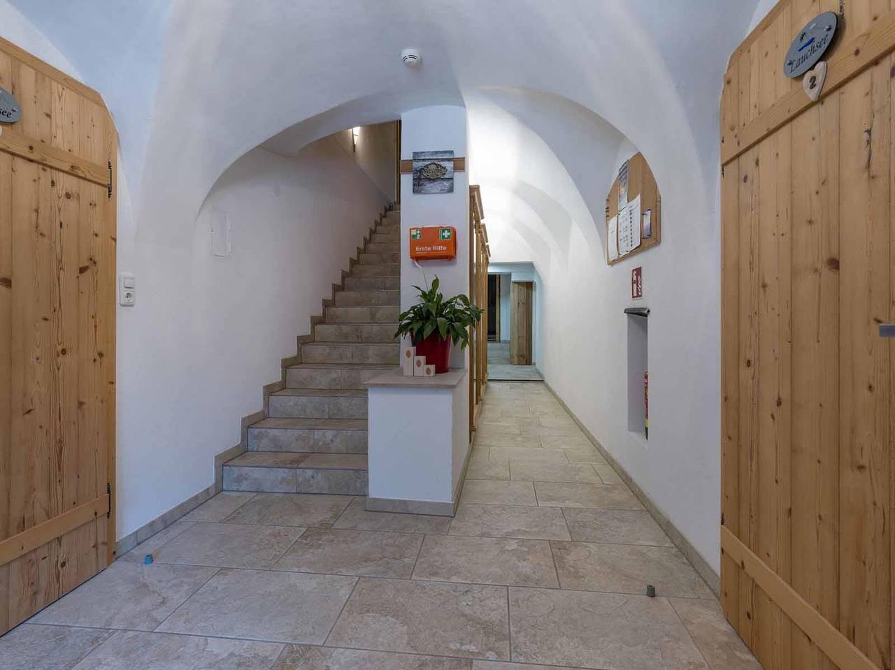Ganze Ferienwohnung, Appartement 2  (2-4) Personen Eg in Fieberbrunn, Saalbach-Hinterglemm