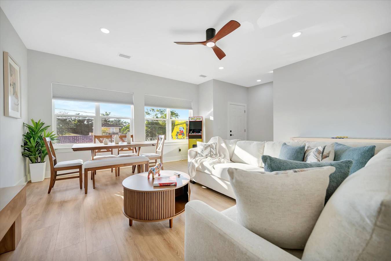 Apartamento entero, 4br3ba Modern  Sleeps 10  8 Minutes to Raymond James in Tampa, Tampa Bay