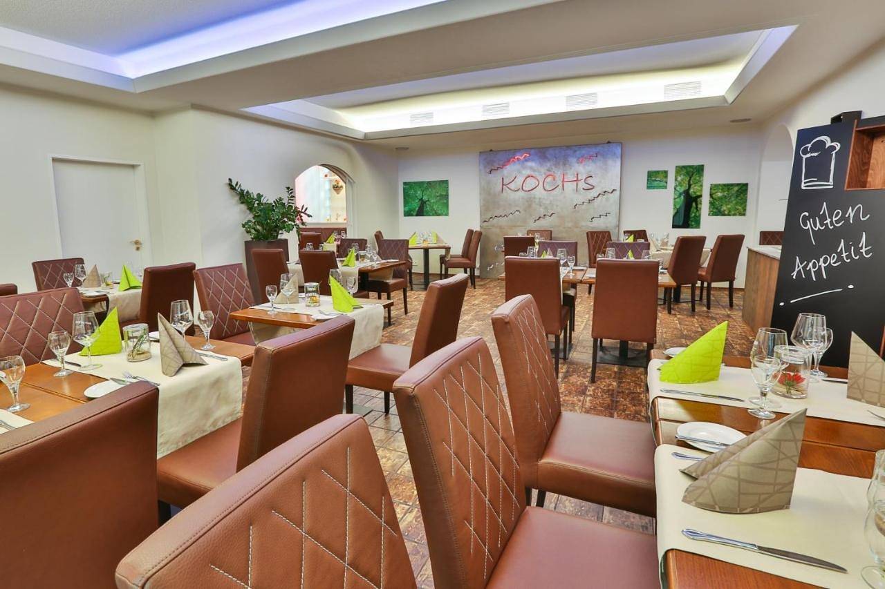 Hotel zur Pfalz in Kandel, Rheinebene