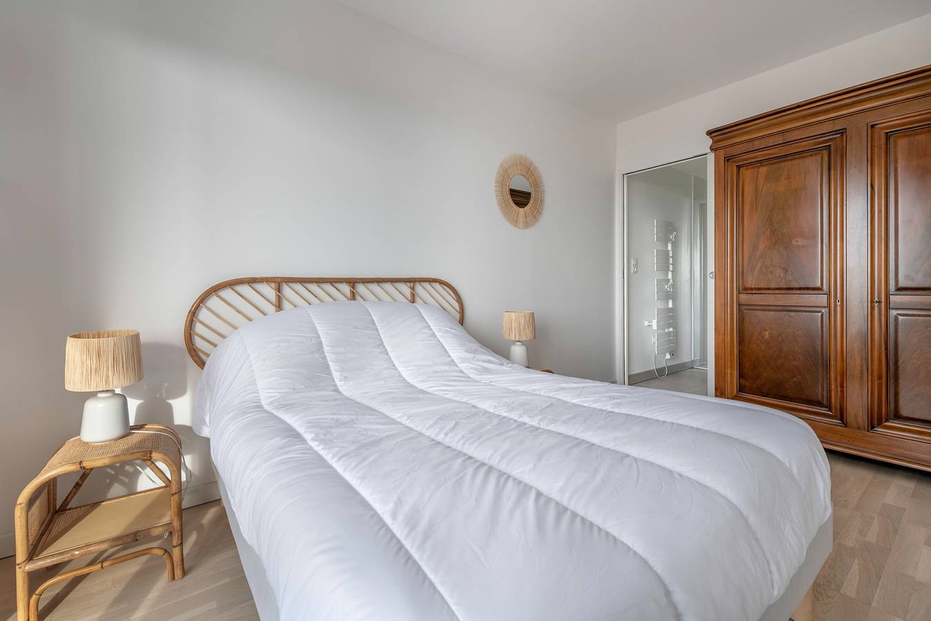 Appartement entier, Appartement pour 3 face mer, plage + piscine in Pornic, Côte de Jade