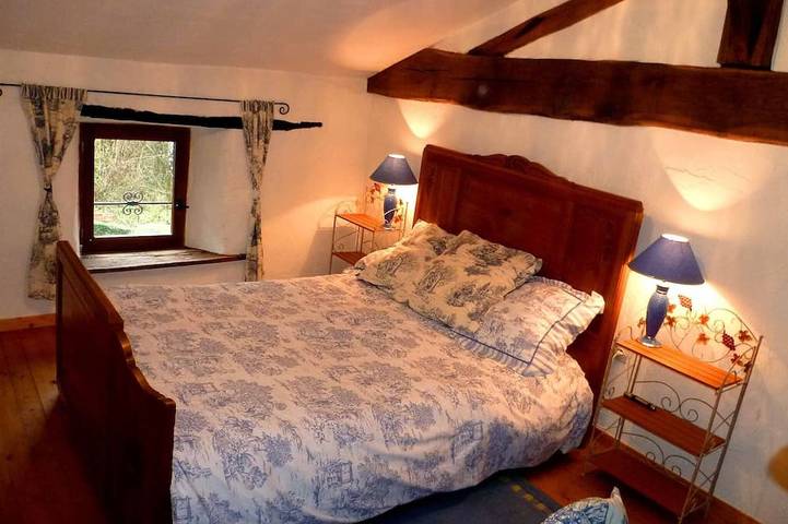 Gîte pour 5 personnes, avec jardin ainsi que piscine et terrasse à Vernoux-en-Gâtine - 2