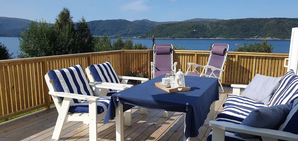 Ferienhaus für 10 Personen, mit Balkon/Terrasse und Garten in Bremanger - 3
