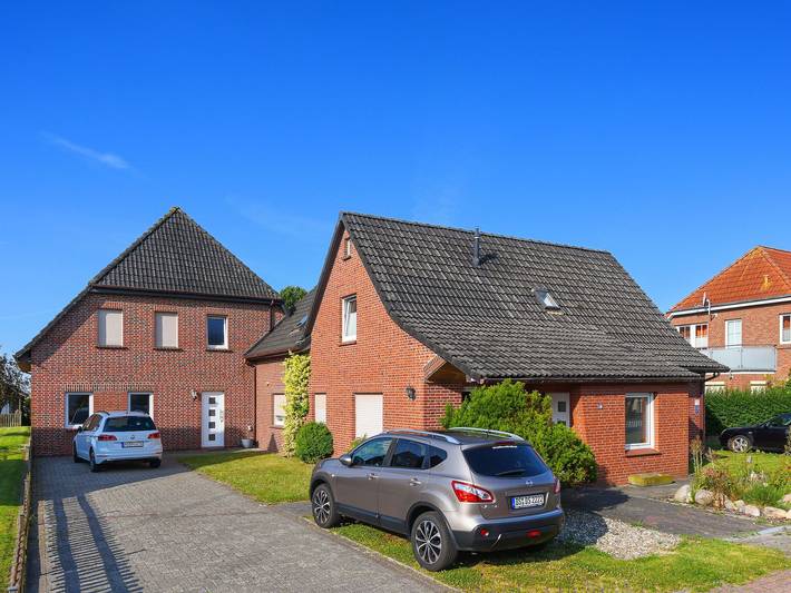 Ferienhaus für 9 Personen, mit Pool und Balkon, kinderfreundlich in Ostfriesland