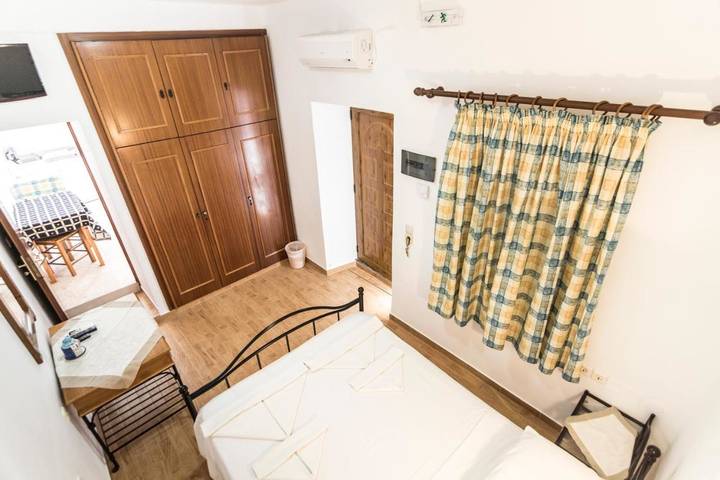 Gîte pour 4 personnes, avec jardin à Lindos - 3