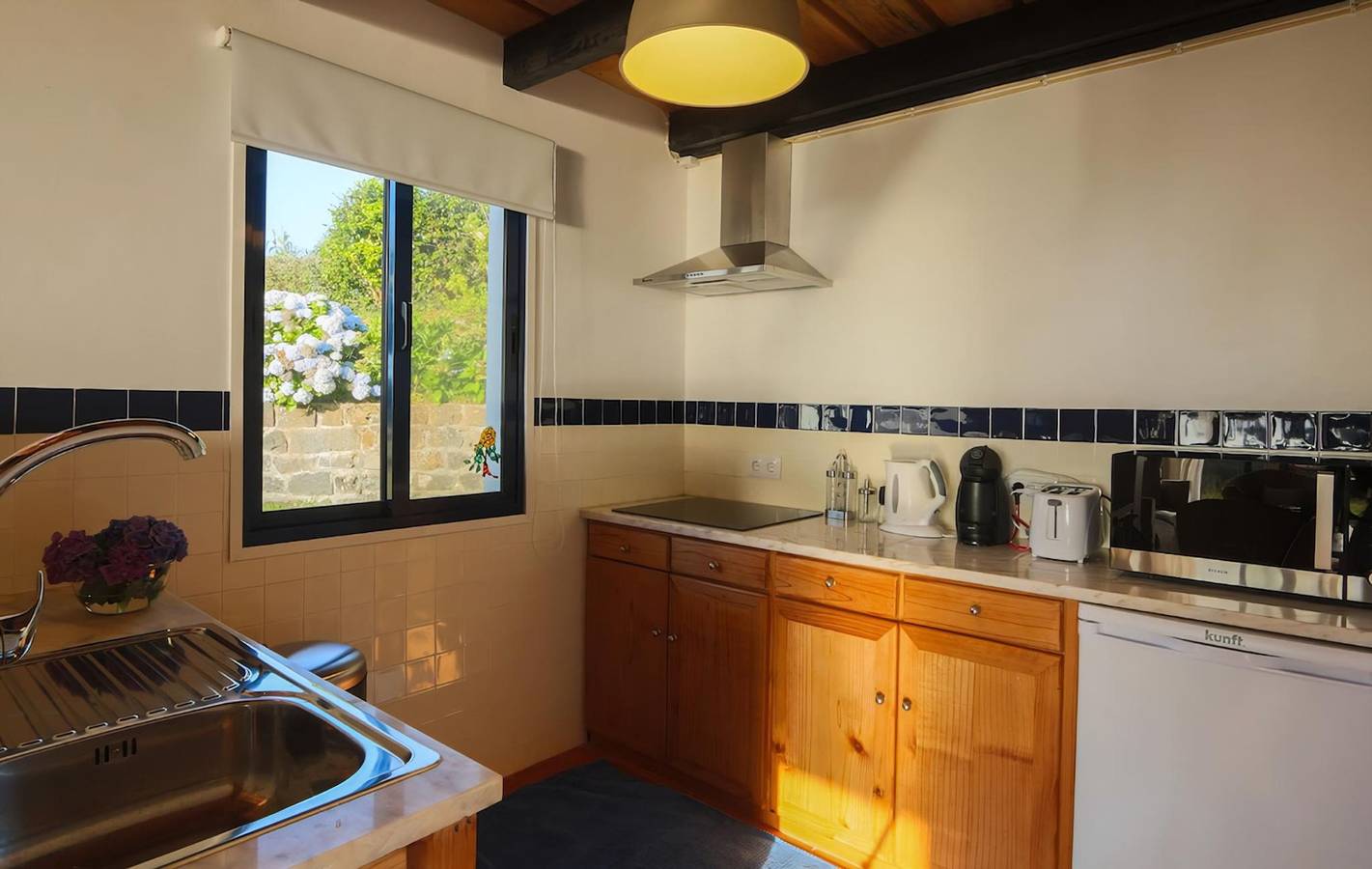 Casa de vacaciones para 4 personas con jardín in Isla de San Miguel, Mosteiros