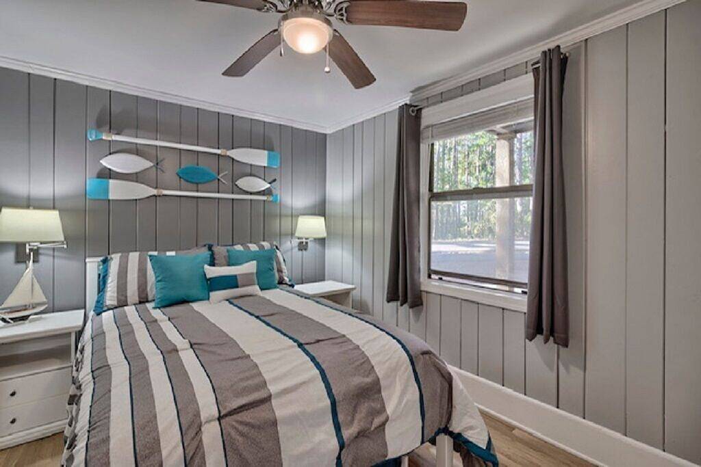 Ganze Wohnung, Keowee Key ~ Cozy Condo ~ Golf Course View - Amenities in Lake Keowee