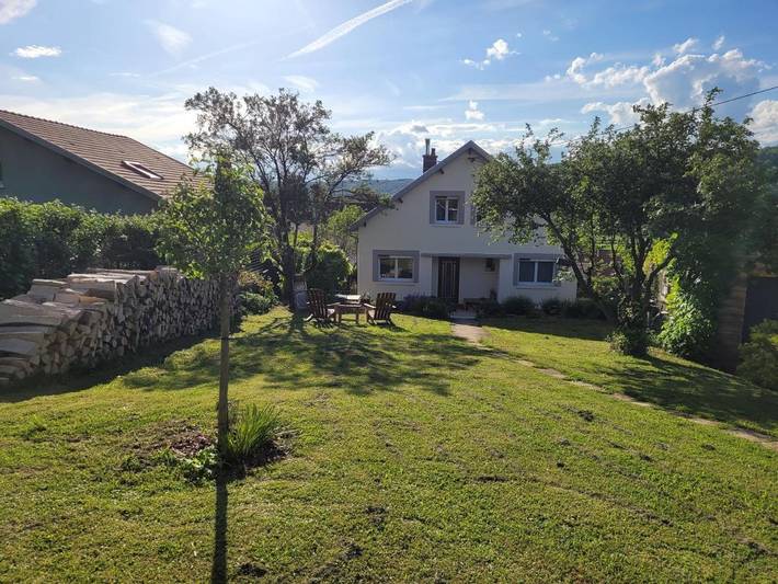 Location de vacances pour 6 personnes, avec vue et jardin à Dun-sur-Meuse - 3