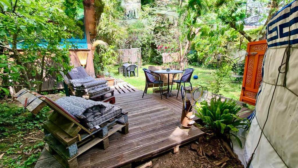 La Yourte climatisée du Jardin Caché in Marmande, Région de Marmande