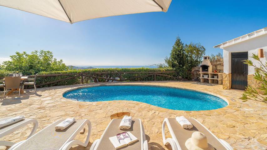 Finca für 4 Personen, mit Balkon/Terrasse und Pool in Cómpeta - 2