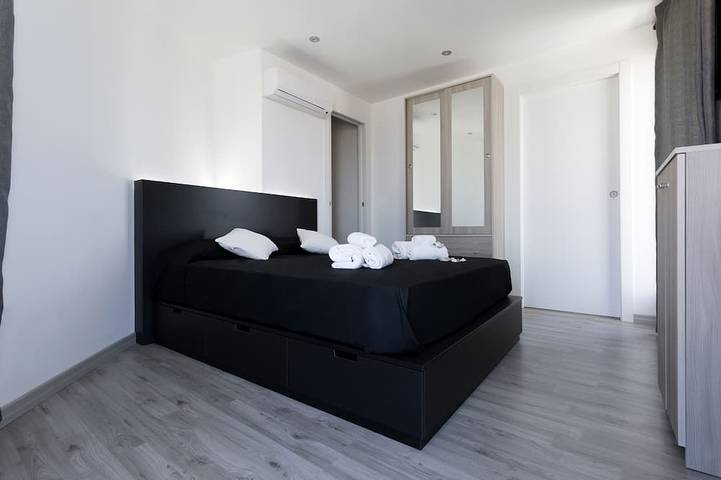 Appartement entier, Penthouse Juste Rénové Mer Front Gallipoli Salento Avec 250Mq De Terrasse in Gallipoli, Golfe de Tarente
