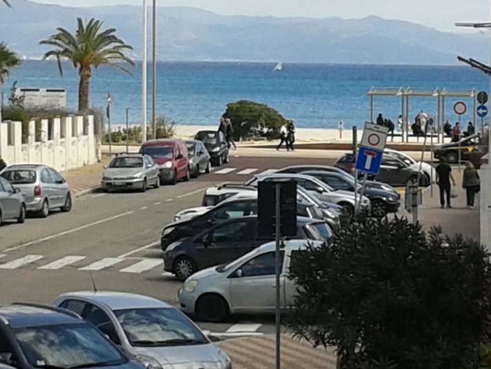Ferienwohnung für 5 Personen, mit Balkon und Terrasse in Cagliari - 2