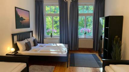 Ferienwohnung für 8 Personen, mit Ausblick und Sauna sowie Garten in Gehlsdorf