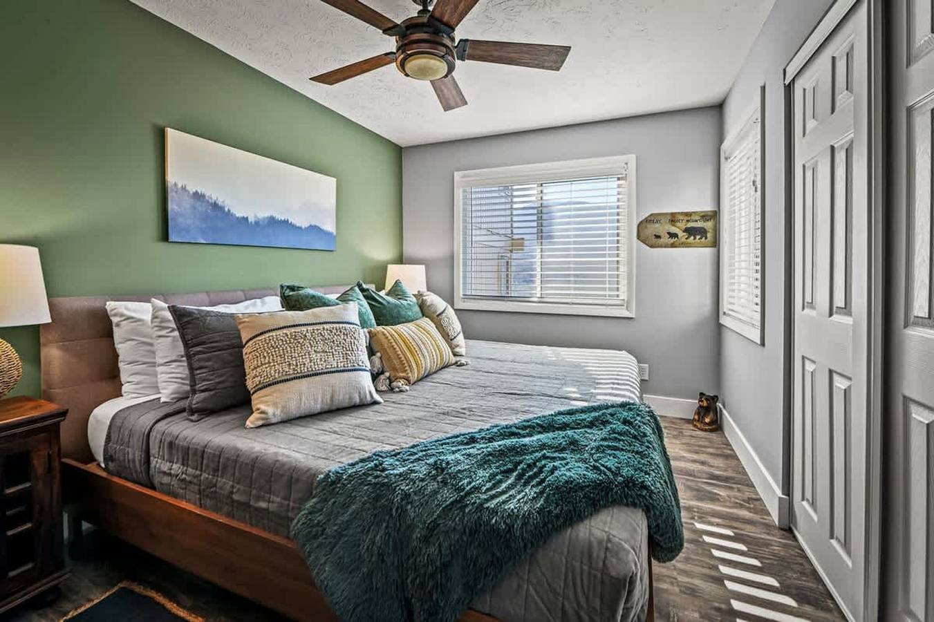 Entire apartment, Nature Views Pool Access Mountain Hideaway in Sevier County