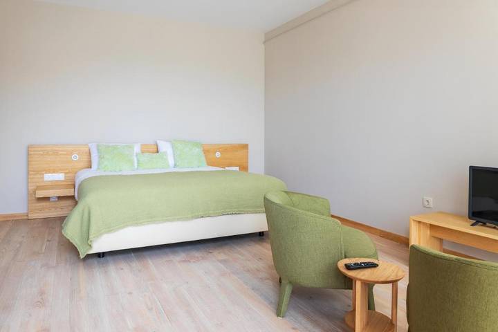 Albergue para 2 personas, con Terraza además de Jardín y Vistas en Salceda de Caselas - 3
