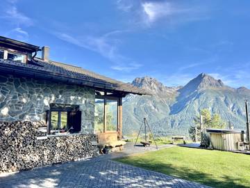 Vacation Rental for 10 Guests in Scuol, Lower Engadine, Picture 4